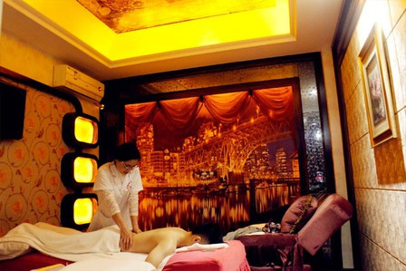 讲讲我在成华油压会馆这服务很到位,你品你细品