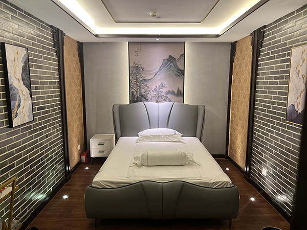 昨晚在渝北高级保健商务会所,私人服务出乎你的意料